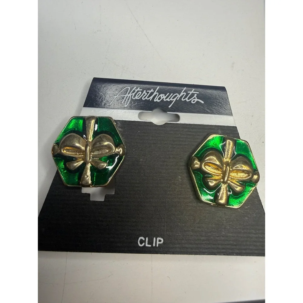 Afterthoughts Green Enamel Gold Tone Bow Hexagon Clip On Earrings Vintage Korea